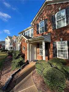 2815 Rose Garden Way Virginia Beach, VA 23456