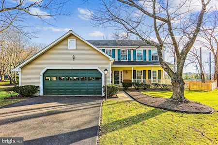 9 Dunwich Manor Place Gaithersburg, MD 20877
