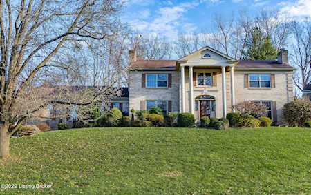 6109 Fox Hunt Ct Prospect, KY 40059