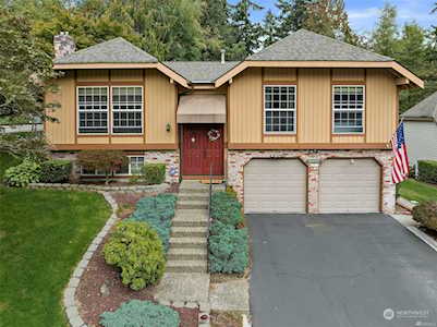 4390 NW Shelley Dr Silverdale, WA 98383