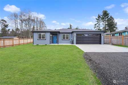 4985 Deception Circle Oak Harbor, WA 98277