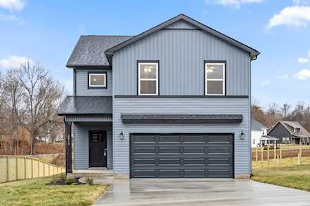 2413 Bucklin Dr Clarksville, TN 37042