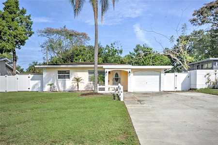 5479 46th Ave N St. Petersburg, FL 33709