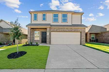 3617 Kings Drive Ennis, TX 75119