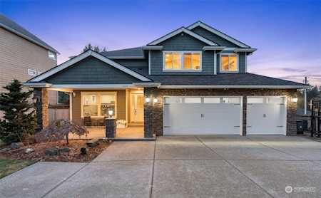 5627 NE 24th St Renton, WA 98059