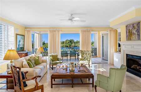 9013 Somerset Bay Ln Vero Beach, FL 32963