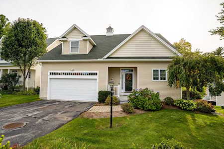 40 Tansy Ave Stratham, NH 03885
