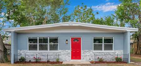 9620 Overlook Dr Temple Terrace, FL 33617