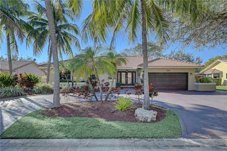 5066 NW 81st Ter Coral Springs, FL 33067