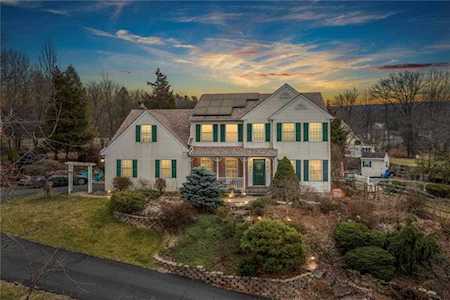 109 Country Heritage Dr Stroudsburg, PA 18360
