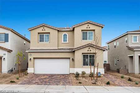 4634 Chirping St North Las Vegas, NV 89031