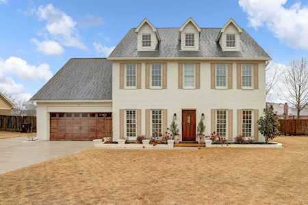 505 Harpers Ferry Dr Collierville, TN 38017