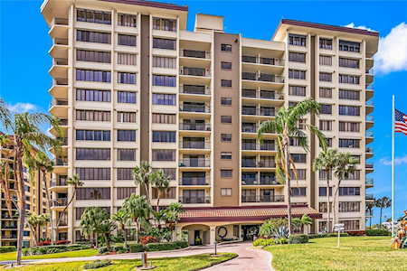 736 Island WAY #601 Clearwater, FL 33767