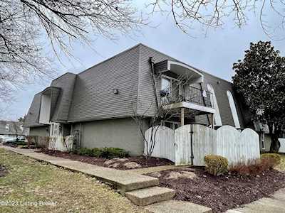 407 La Fontenay Dr Louisville, KY 40223