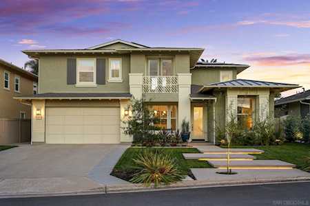 927 Moonstone Court Encinitas, CA 92024