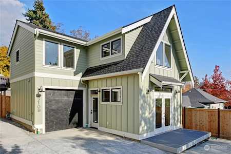 4210 1st Ave NE #2 Seattle, WA 98105