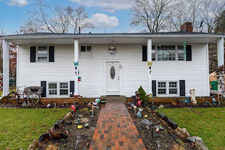 4 Kent St Clinton, MA 01510