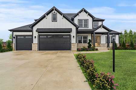 9403 Corydalis Ave St. John, IN 46373