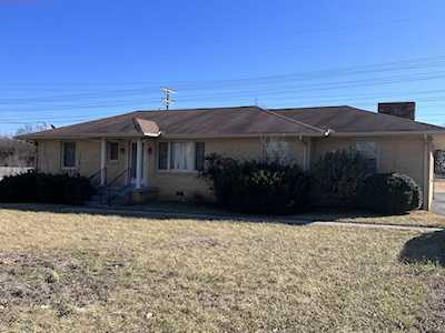 1910 Diana St Murfreesboro, TN 37130
