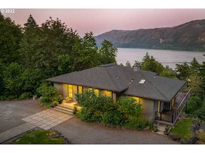 512 Riverside DR Washougal, WA 98671