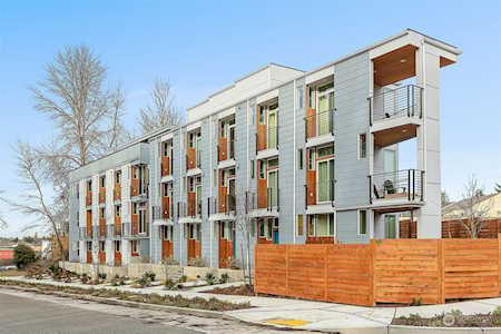 9356 Sturtevant Ave S Seattle, WA 98118