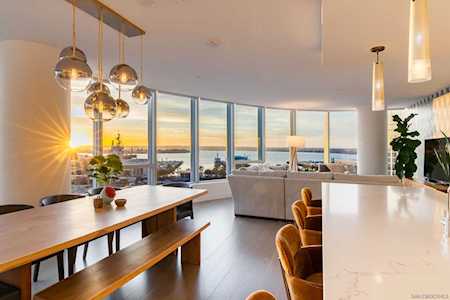 888 W E St #902 San Diego, CA 92101