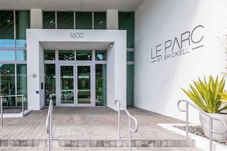 1600 SW 1st Ave #708 Miami, FL 33129