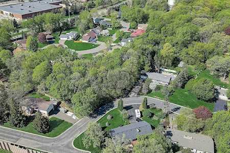 XXX E Wellington Crescent Burnsville, MN 55337
