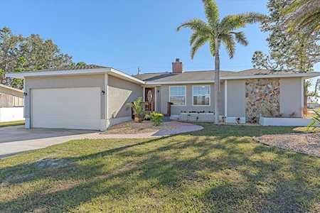 151 Easton Dr NW Port Charlotte, FL 33952