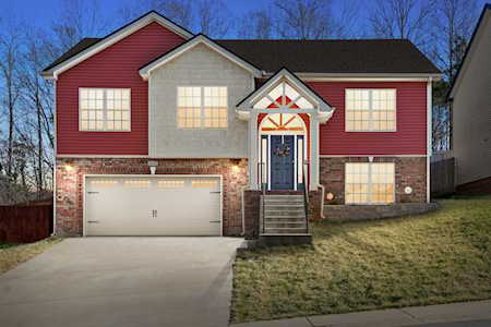 1152 Racker Dr Clarksville, TN 37043