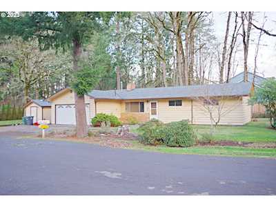 2069 SE 45th AVE Hillsboro, OR 97123