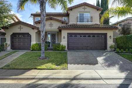 1732 Poppy Field Drive Roseville, CA 95661