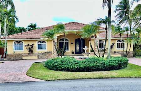 12420 SW 75th St Miami, FL 33183
