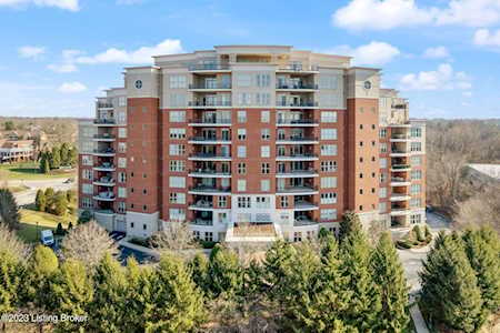 6600 Seminary Woods Pl #702 Louisville, KY 40241