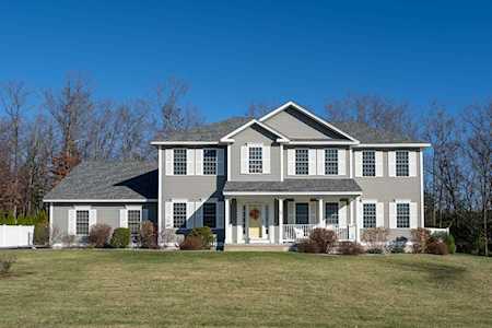 68 Hunter Mill Way Londonderry, NH 03053
