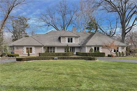 8339 Roe Ave Prairie Village, KS 66207