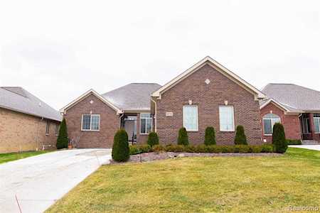 58755 Glacier Club Washington, MI 48094