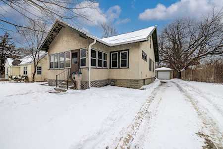 652 Robert Street S Saint Paul, MN 55107