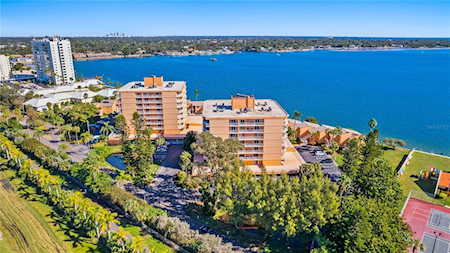 7432 Sunshine Skyway Ln S #202 St. Petersburg, FL 33711