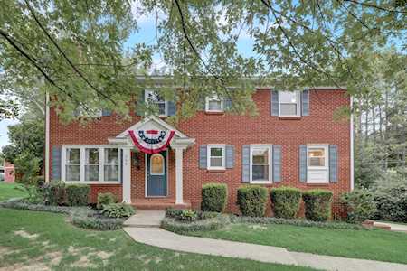 204 Stonewall Dr Springfield, TN 37172