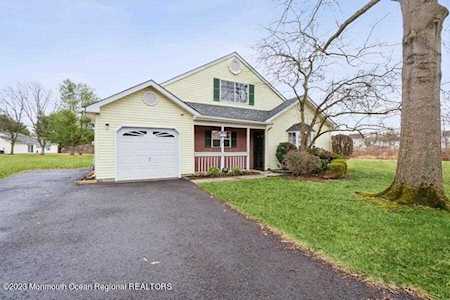 42 Morden Close #1000 Freehold, NJ 07728