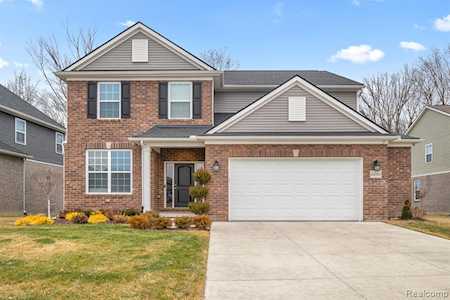 44088 Winchester Dr Canton Twp, MI 48188