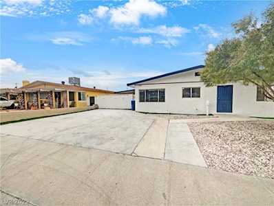 1320 Hiawatha Rd Las Vegas, NV 89108