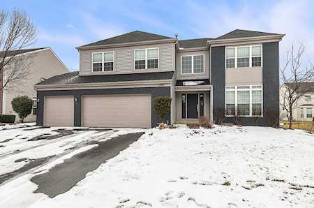 1700 Trails End Ln Bolingbrook, IL 60490
