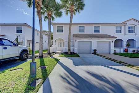 16864 SW 1st Pl #16864 Pembroke Pines, FL 33027