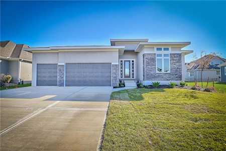 16653 S Lichtenauer Dr Olathe, KS 66062