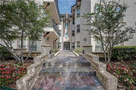 5801 Hillcrest Avenue #11 University Park, TX 75205