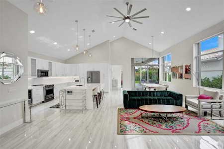6688 NW 25th Ct Boca Raton, FL 33496