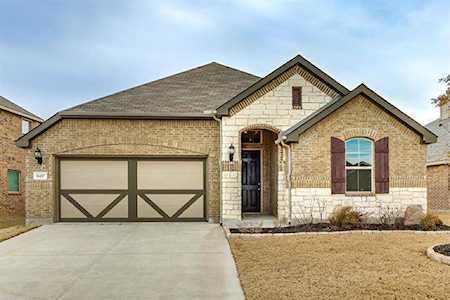 6417 Roaring Creek Denton, TX 76226