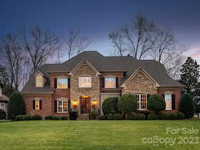 9011 Longview Club Dr Waxhaw, NC 28173